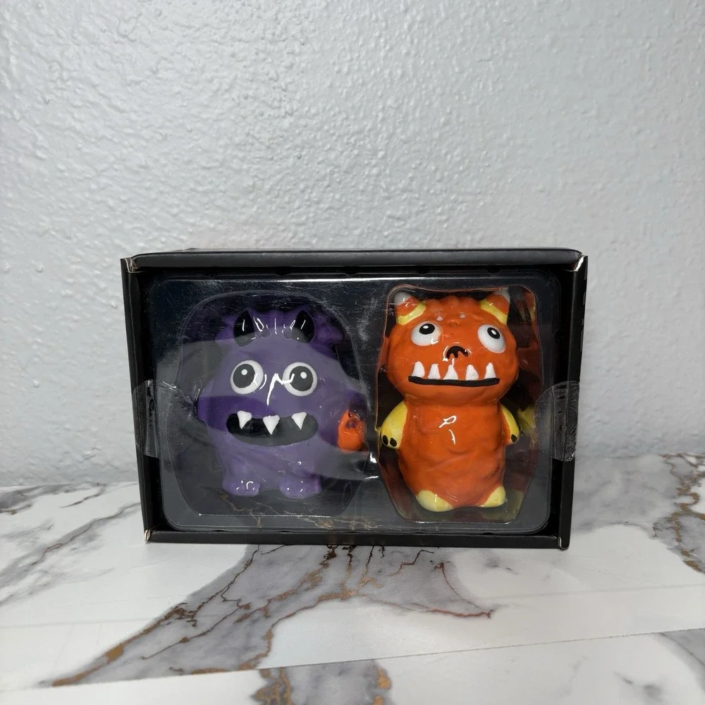 Jack O Lantern Lane Little Monsters Halloween Salt Pepper Shaker Set NIB Purple